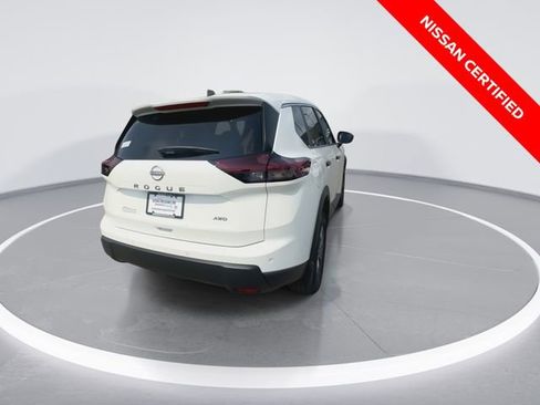 Used 2026 Nissan Rogue S image 8