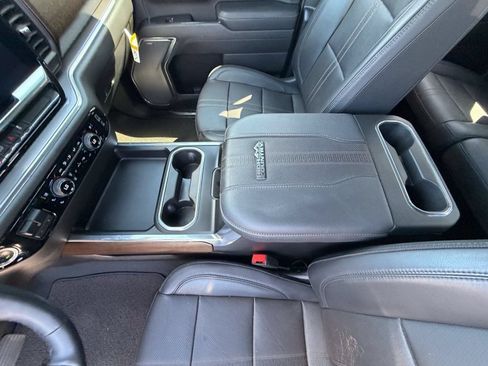 Used 2024 Chevrolet Silverado 3500 High Country w/ High Country Premium Package AWD/4WD image 18