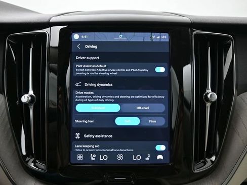 Used 2023 Volvo XC60 B5 Plus w/ Climate Package image 14