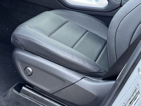 New 2026 Mercedes-Benz GLE 450 4MATIC image 12