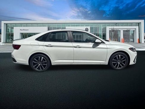 New 2026 Volkswagen Jetta SE FWD image 7