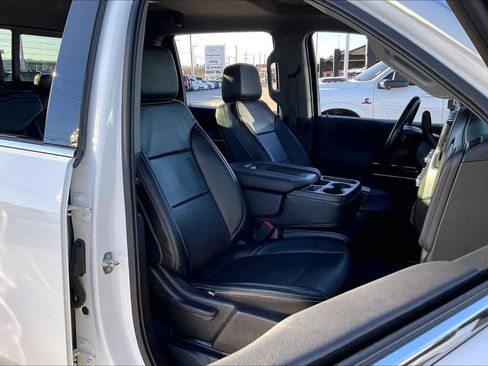 Used 2022 GMC Sierra 2500 SLE w/ SLE Convenience Package image 9