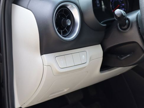 Used 2022 Kia Forte LXS image 21