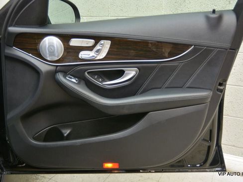 Used 2017 Mercedes-Benz C 63 AMG AMG C 63 Sedan image 8