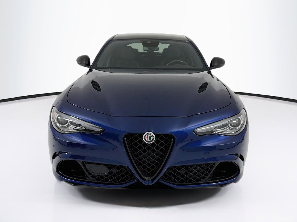 Used 2020 Alfa Romeo Giulia Quadrifoglio RWD image 6