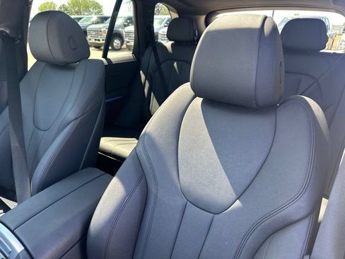Used 2021 BMW X5 xDrive40i w/ Premium Package AWD/4WD image 18