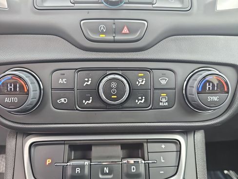 Certified 2023 GMC Terrain SLE w/ Driver Convenience Package image 26