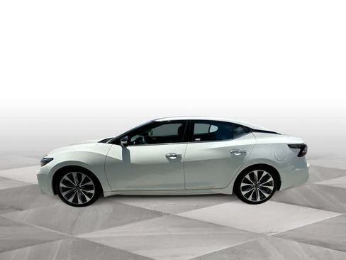 Used 2023 Nissan Maxima Platinum w/ Sport Mat Group FWD image 5
