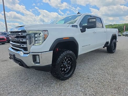 Used 2022 GMC Sierra 2500 SLE w/ SLE Convenience Package AWD/4WD image 3