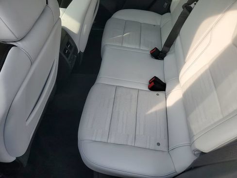 Certified 2024 Cadillac XT4 Sport AWD/4WD image 33
