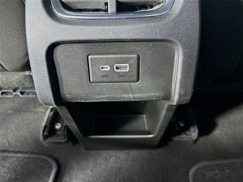 Used 2020 Chevrolet Blazer LT FWD image 24