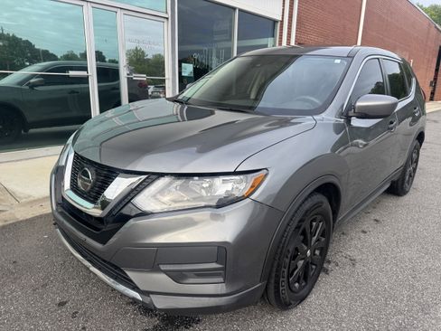 Used 2020 Nissan Rogue S AWD/4WD image 5