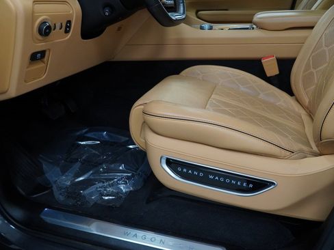 Used 2022 Jeep Grand Wagoneer Series III image 40