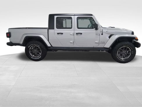 Used 2023 Jeep Gladiator Overland AWD/4WD image 4