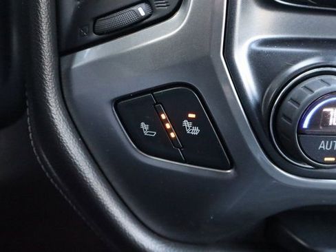 Used 2015 Chevrolet Silverado 1500 LTZ AWD/4WD image 29