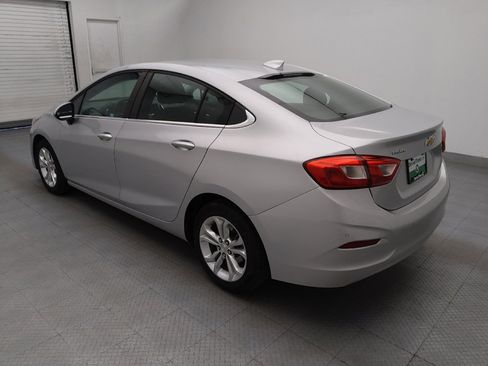 Used 2019 Chevrolet Cruze LT w/ Convenience Package image 3