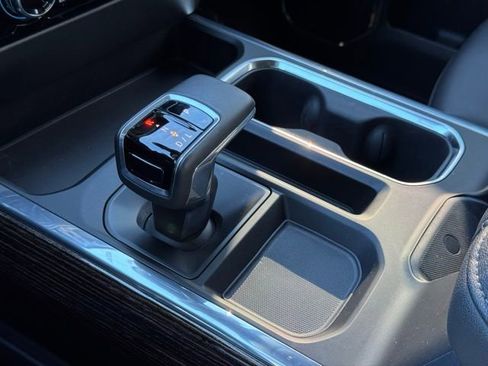 Used 2024 GMC Sierra 1500 Elevation w/ Elevation Premium Package image 35