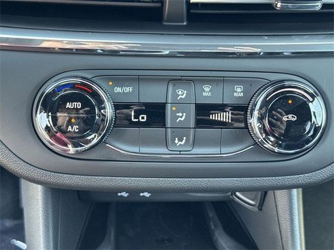 New 2026 Buick Envista Preferred w/ Convenience II Package image 18