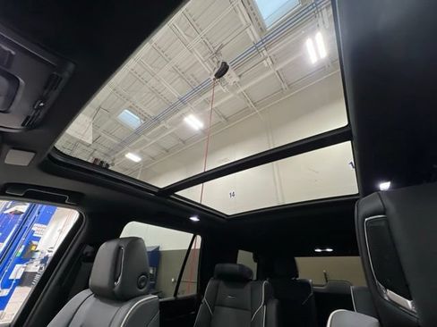 Used 2024 Cadillac Escalade Premium Luxury w/ LPO, Floor Liner Package AWD/4WD image 30