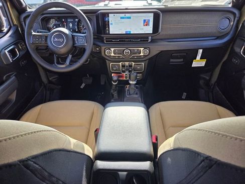 New 2026 Jeep Gladiator Willys AWD/4WD image 17