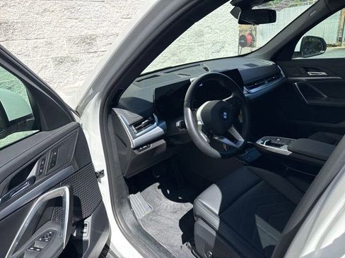 Certified 2025 BMW X1 xDrive28i w/ Technology Package AWD/4WD image 16