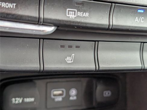 Used 2020 Hyundai Santa Fe SEL image 26