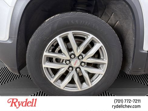 Used 2018 GMC Acadia SLE AWD/4WD image 9