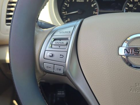 Used 2016 Nissan Altima 2.5 SV FWD image 31