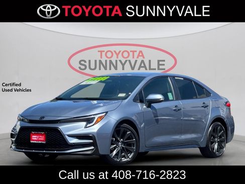 Certified 2024 Toyota Corolla SE FWD image 1