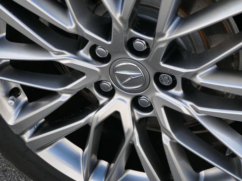 Used 2023 Acura MDX SH-AWD w/ Advance Package image 11