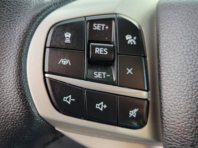 Used 2021 Ford Explorer Limited AWD/4WD image 12