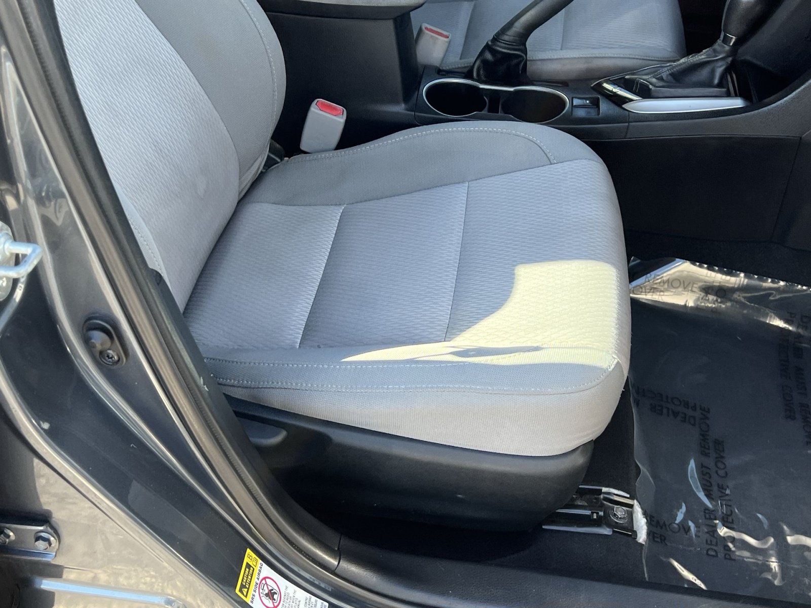 Used 2014 Toyota Corolla LE FWD image 23
