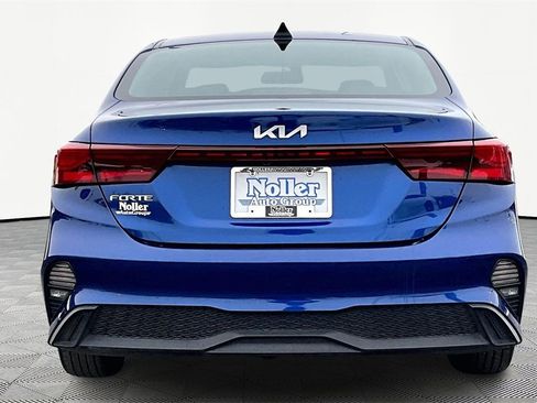 Used 2024 Kia Forte LXS image 4