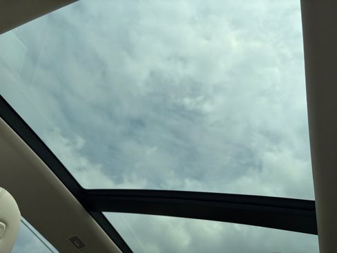 Used 2021 Mercedes-Benz GLS 450 4MATIC image 24