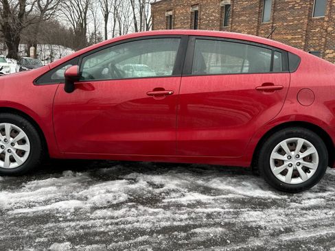 Used 2017 Kia Rio LX w/ Paint Protection Package image 5