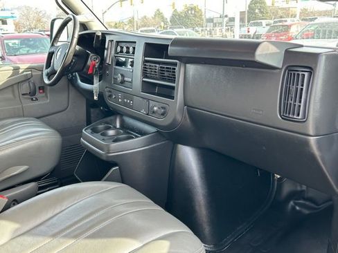 Used 2022 Chevrolet Express 3500 w/ Driver Convenience Package image 13