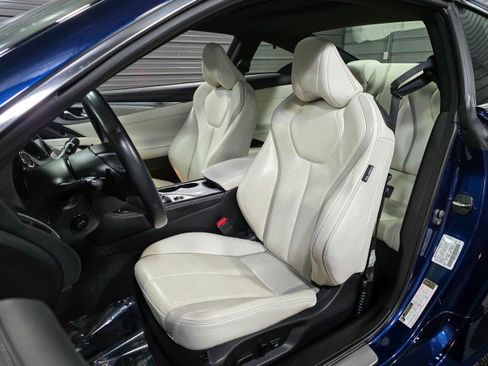 Used 2018 INFINITI Q60 Red Sport 400 w/ Pro Active Package image 12