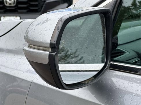 Used 2018 Honda CR-V Touring image 29