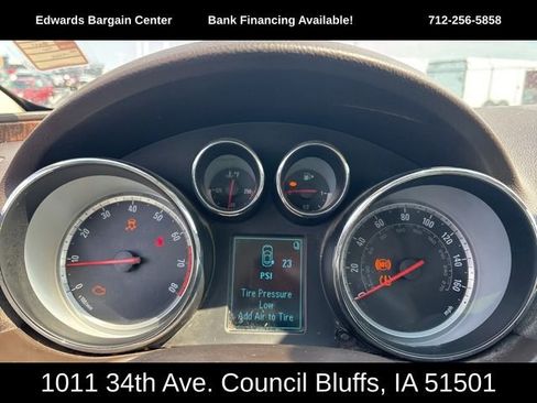 Used 2012 Buick Regal Premium image 17