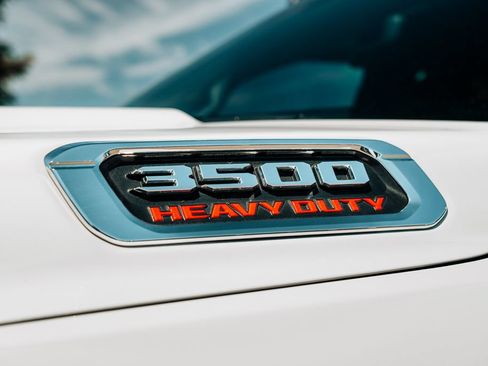 Used 2023 RAM 3500 Limited AWD/4WD image 11