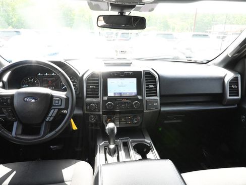 Used 2020 Ford F150 XLT w/ Equipment Group 302A Luxury AWD/4WD image 22