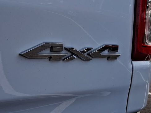 Used 2022 RAM 1500 Big Horn AWD/4WD image 8