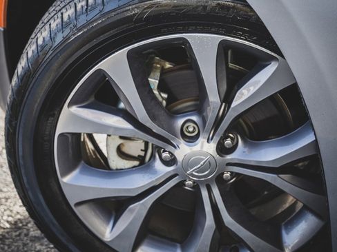 Used 2020 Chrysler Pacifica Limited image 24