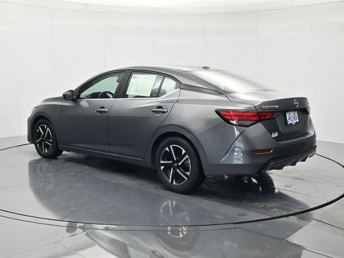 Used 2024 Nissan Sentra SV FWD image 7