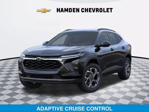 New 2026 Chevrolet Trax LT w/ Driver Confidence Package FWD image 8