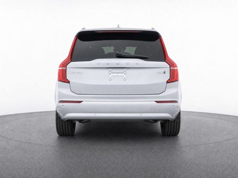 Certified 2026 Volvo XC90 B6 Plus AWD/4WD image 7