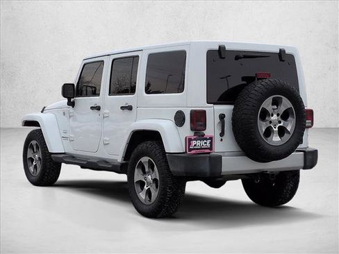 Used 2017 Jeep Wrangler Unlimited Sahara image 8