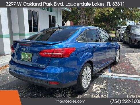 Used 2018 Ford Focus Titanium image 11