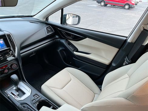 Used 2023 Subaru Impreza Premium image 24