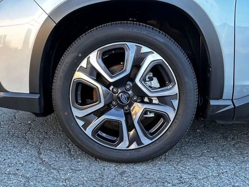 Certified 2023 Subaru Ascent Limited AWD/4WD image 8